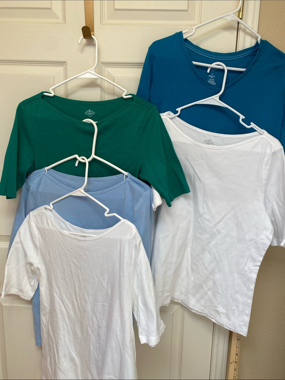 Set of ladies scoop and v neck tees - Picture 1 of 1